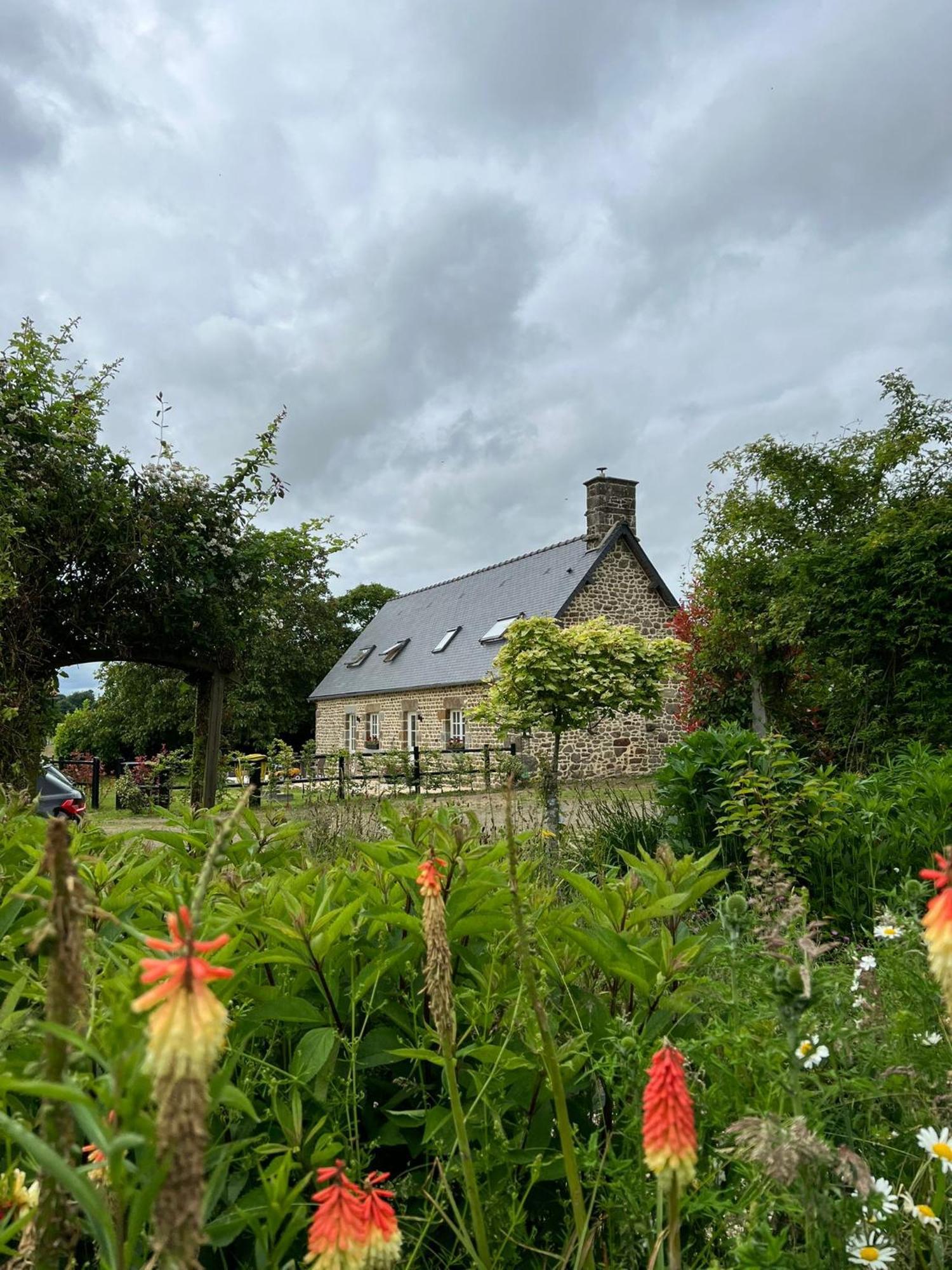 Maison De La Grange, Chaulieu Sourdeval Exteriér fotografie